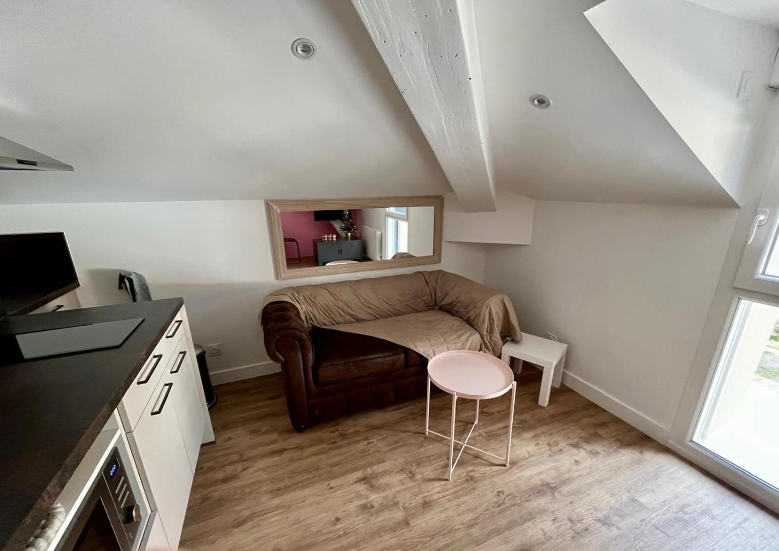 Maison Des Fleurs Apartment La Terrasse  ภายนอก รูปภาพ