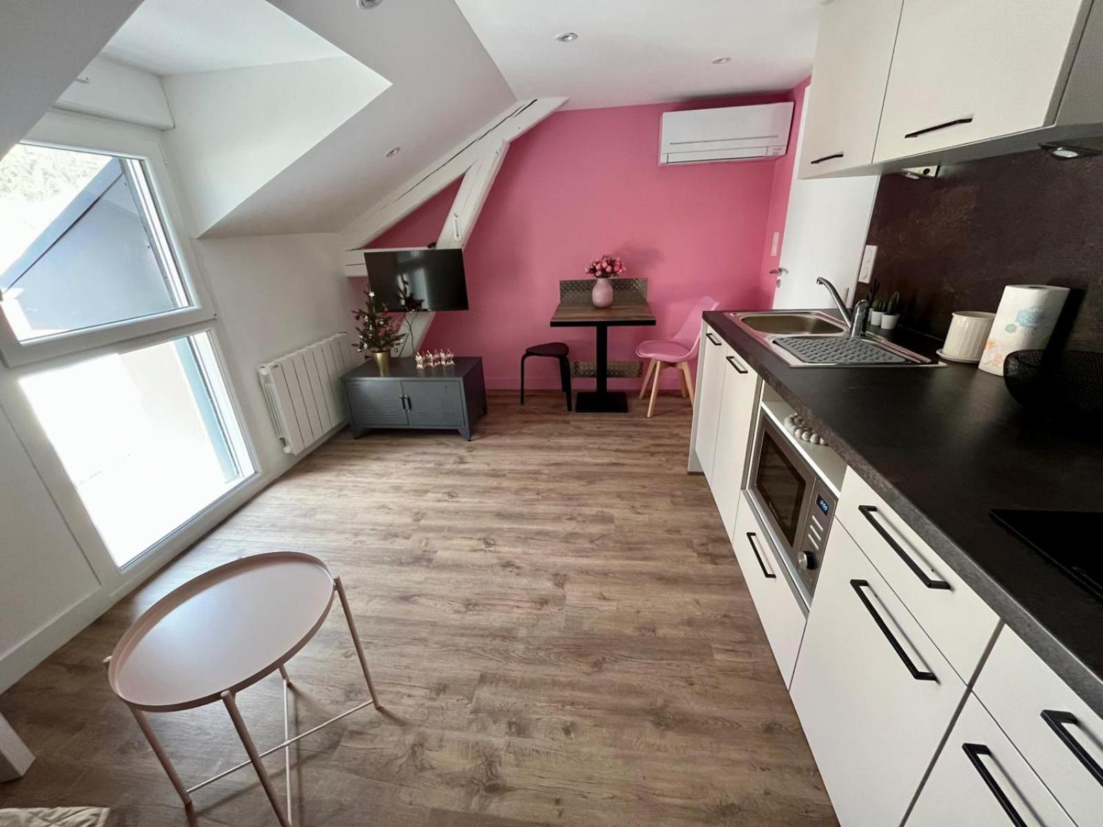 Maison Des Fleurs Apartment La Terrasse  ภายนอก รูปภาพ